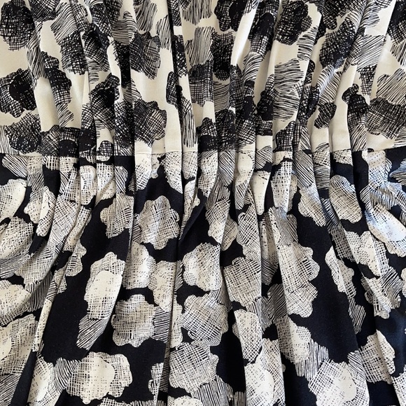 Y2K DVF Silk Dress - Picture 10 of 11